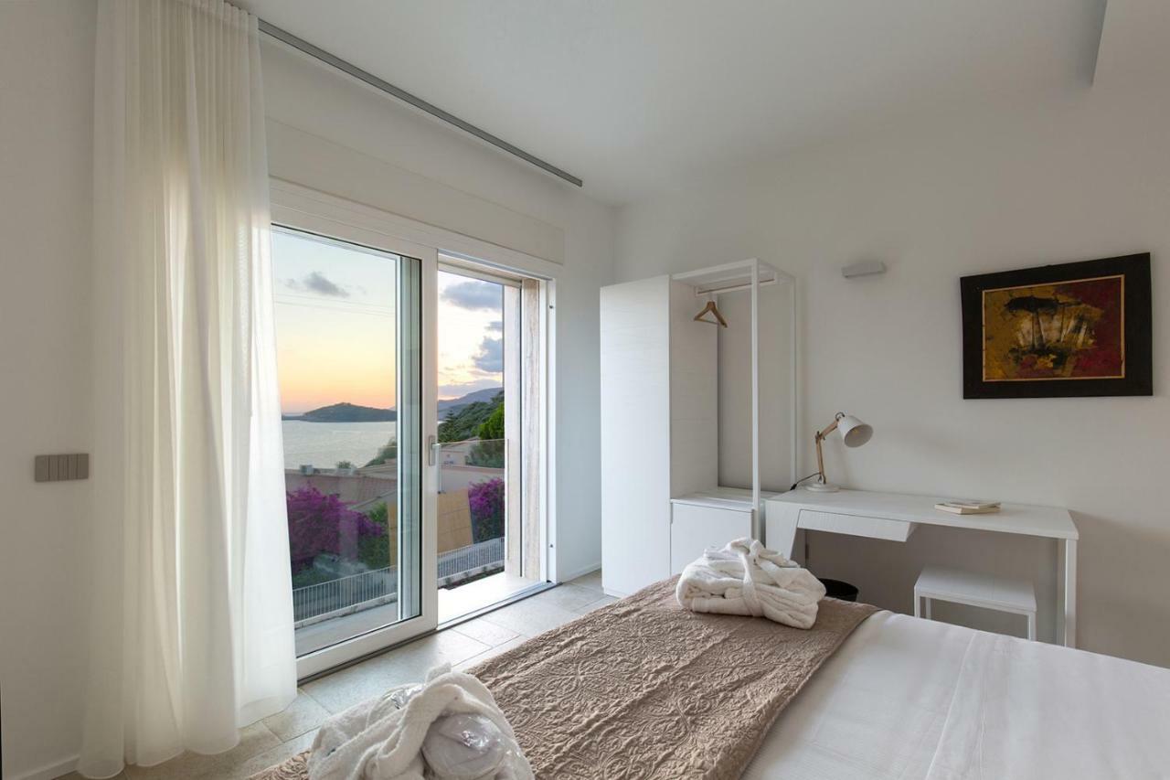 Scissure Sea Suite Gaeta Bagian luar foto